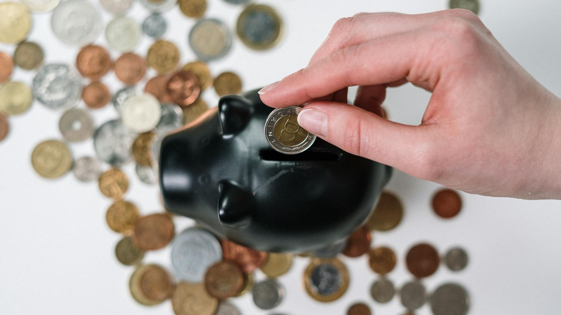 Como Economizar Dinheiro sem Abrir Mão do Que Você Gosta